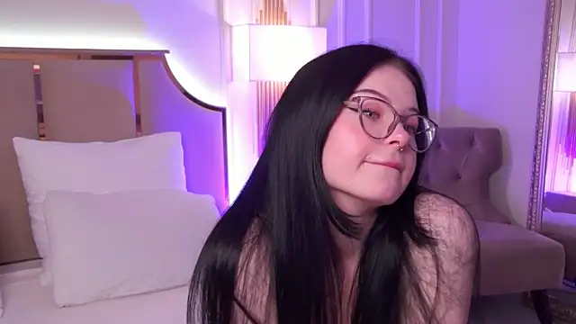 Snapshot of CindyMil chatting on 5, 5, 2026 CindyMil online show from 5, 5, 2026
