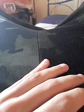 ilcazzone32 online show from 19, 4, 2026