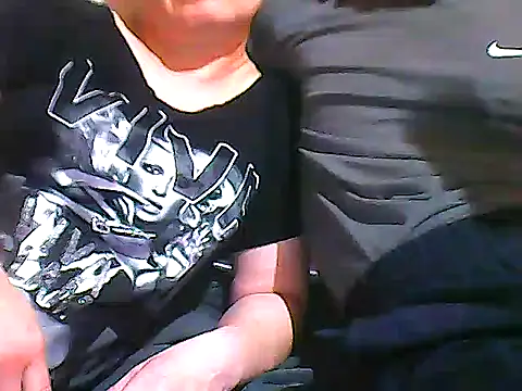 Snapshot of DiamondDaisy chatting on 1, 3, 2026 DiamondDaisy online show from 1, 3, 2026