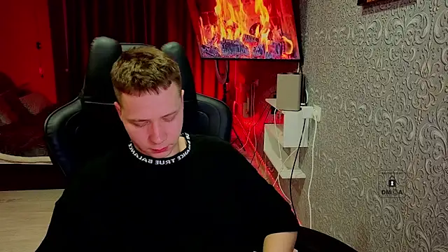 Karl Night  online show from 14, 4, 2026