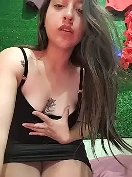 Snapshot of MaskedLatinaX chatting on 15, 6, 2026 MaskedLatinaX online show from 15, 6, 2026
