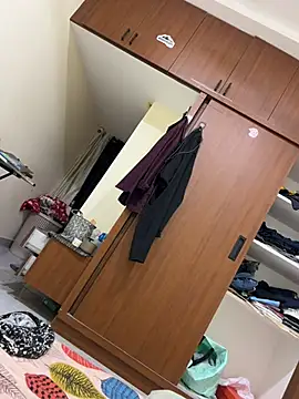 Varun 93 online show from 25, 2, 2026