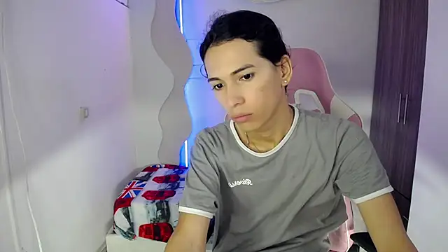 Larry craft online show from 10, 4, 2026