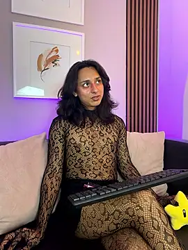 Snapshot of Elisasue chatting on 17, 5, 2026 Elisasue online show from 17, 5, 2026