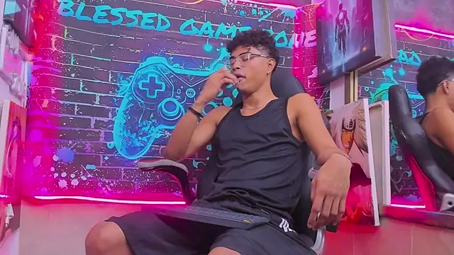 Snapshot of alex_blasze chatting on 1, 3, 2026 alex blasze online show from 1, 3, 2026