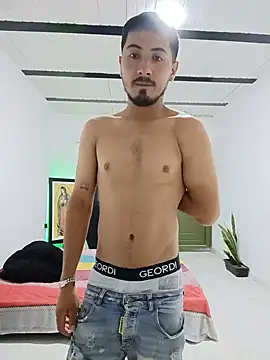 Santiag0122  online show from 25, 5, 2026