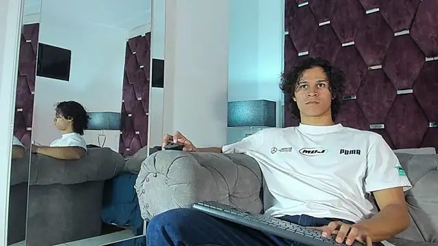 TonyBenedetti online show from 7, 4, 2026