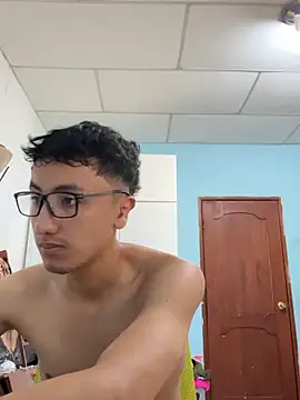 Snapshot of Gonzalogz chatting on 1, 5, 2026 Gonzalogz online show from 1, 5, 2026
