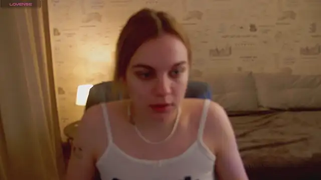 Snapshot of Glow_Margo chatting on 13, 5, 2026 Glow Margo online show from 13, 5, 2026