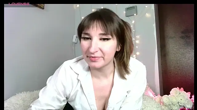 Snapshot of Birdie_Kiss chatting on 20, 4, 2026 Birdie Kiss online show from 20, 4, 2026