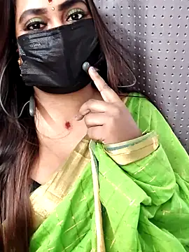 Cutie Nila online show from 7, 4, 2026