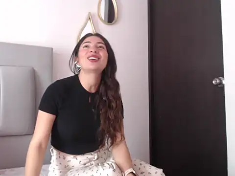 Snapshot of Julietaamado chatting on 5, 7, 2026 Julietaamado online show from 5, 7, 2026