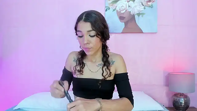 Snapshot of evelyn__rose1 chatting on 26, 3, 2026 evelyn rose1 online show from 26, 3, 2026