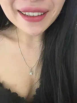 Snapshot of Tinn_tin chatting on 28, 6, 2026 Tinn tin online show from 28, 6, 2026