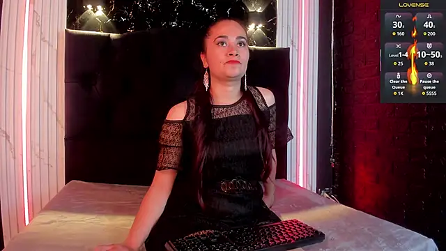 Snapshot of _Macadamiia_ chatting on 5, 3, 2026 Macadamiia online show from 5, 3, 2026