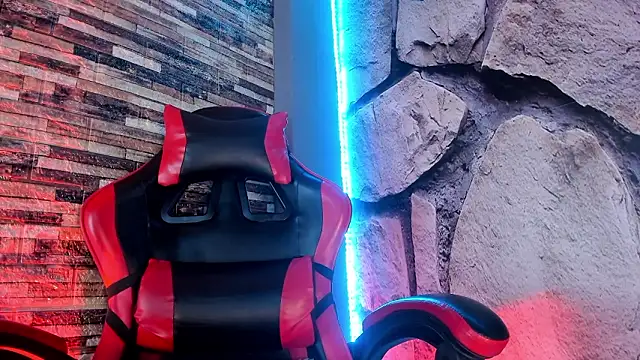 Snapshot of _Macadamiia_ chatting on 21, 3, 2026 Macadamiia online show from 21, 3, 2026