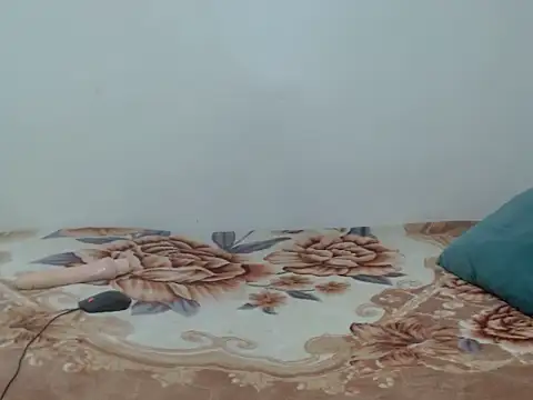 Snapshot of Freakycandy02 chatting on 5, 3, 2026 Freakycandy02 online show from 5, 3, 2026