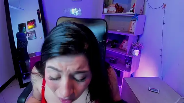 VeronicaCream  online show from 9, 3, 2026