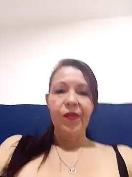 celeste kiss  online show from 6, 4, 2026