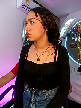 ritzabeth daniel online show from 17, 4, 2026