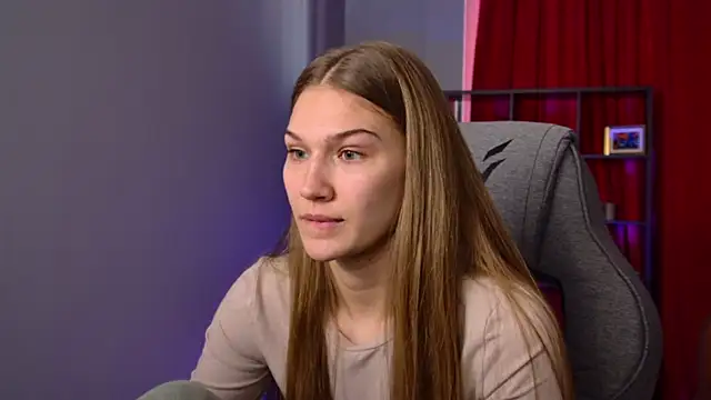 Sweet Emilya online show from 23, 3, 2026