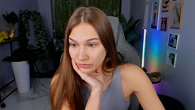 Sweet Emilya online show from 24, 3, 2026