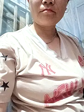 Lindxx-hot online show from 10, 4, 2026