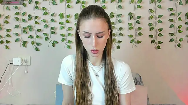 EllieRough online show from 18, 6, 2026
