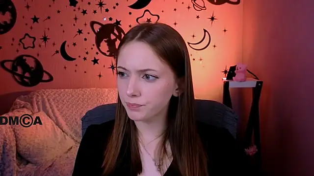 Snapshot of chloe_ley chatting on 25, 6, 2026 chloe ley online show from 25, 6, 2026