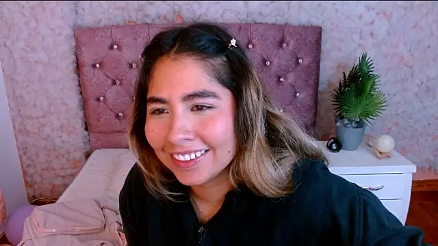 Sofiazaf  online show from 9, 3, 2026