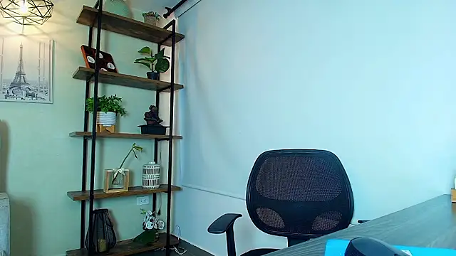 Snapshot of Victoria-Collins_ chatting on 2, 3, 2026 Victoria-Collins online show from 2, 3, 2026