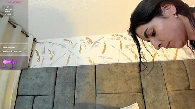 Snapshot of Samantha_Velle chatting on 16, 5, 2026 Samantha Velle online show from 16, 5, 2026