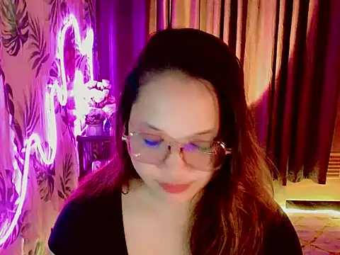 Snapshot of Sweet_coleen chatting on 1, 4, 2026 Sweet coleen online show from 1, 4, 2026