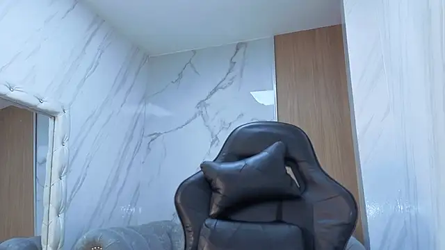 Snapshot of Lola_roses_tf chatting on 16, 3, 2026 Lola roses tf online show from 16, 3, 2026