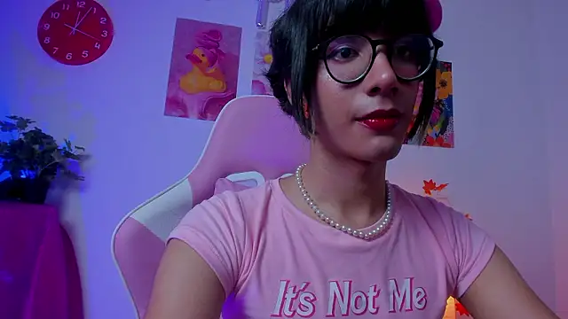 Snapshot of Madeline_21 chatting on 2, 3, 2026 Madeline 21 online show from 2, 3, 2026