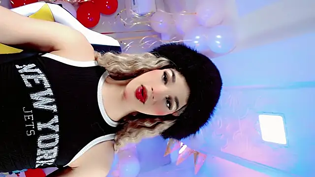 Snapshot of Sophiaa_doll_ chatting on 26, 4, 2026 Sophiaa doll online show from 26, 4, 2026