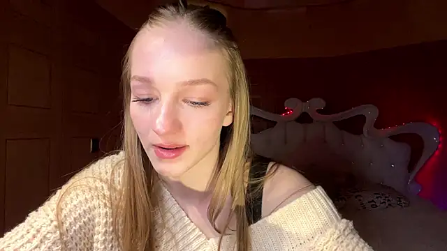 Anika Socutehe online show from 13, 3, 2026