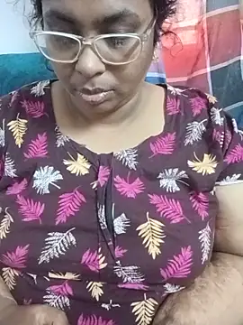 Snapshot of deepika-mallus chatting on 17, 6, 2026 deepika-mallus online show from 17, 6, 2026