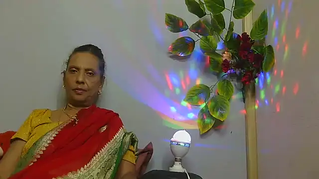 Hot queen58 online show from 17, 5, 2026