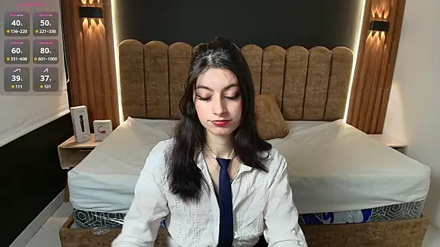 AmbarLee  online show from 12, 3, 2026