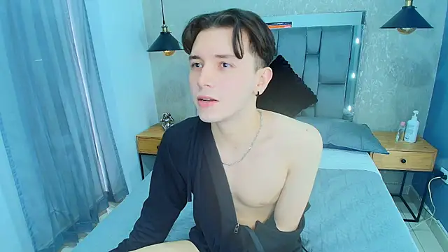 hollannd  online show from 30, 3, 2026