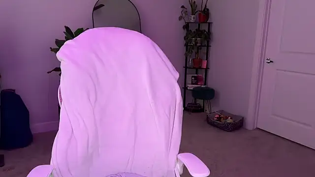 nickysel online show from 3, 3, 2026