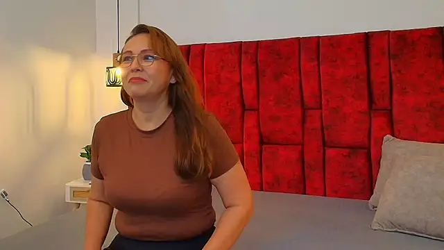  Monaliza  online show from 25, 5, 2026
