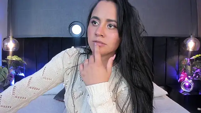 alejandra  garcia online show from 5, 4, 2026