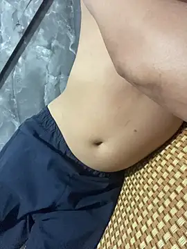 hoang15075 online show from 25, 4, 2026