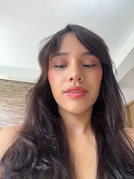 Snapshot of Mia-villalobos chatting on 3, 5, 2026 Mia-villalobos online show from 3, 5, 2026
