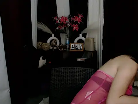 Snapshot of AnaxandraVenomLips chatting on 25, 5, 2026 AnaxandraVenomLips online show from 25, 5, 2026