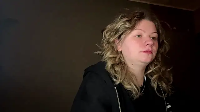 YoungAlina online show from 6, 4, 2026