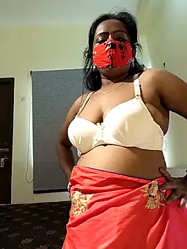 misti-boudii online show from 7, 5, 2026