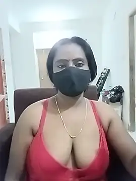 misti-boudii online show from 4, 7, 2026